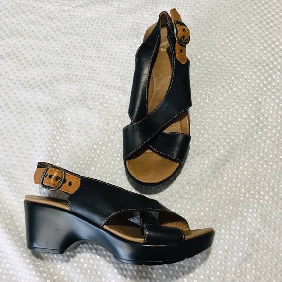 Dansko sandals - Picture 3 of 7